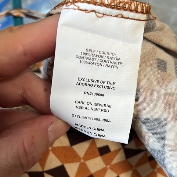 Coco + Jaimeson Brown Geo V-Neck Sleeveless Printed Spaghetti Strap Jumpsuit NWT - Picture 7 of 14